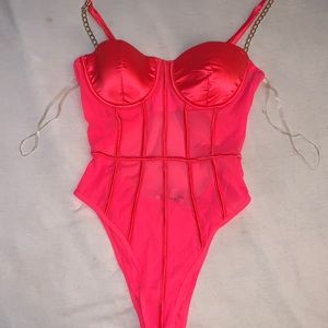 Fashion nova bodysuit